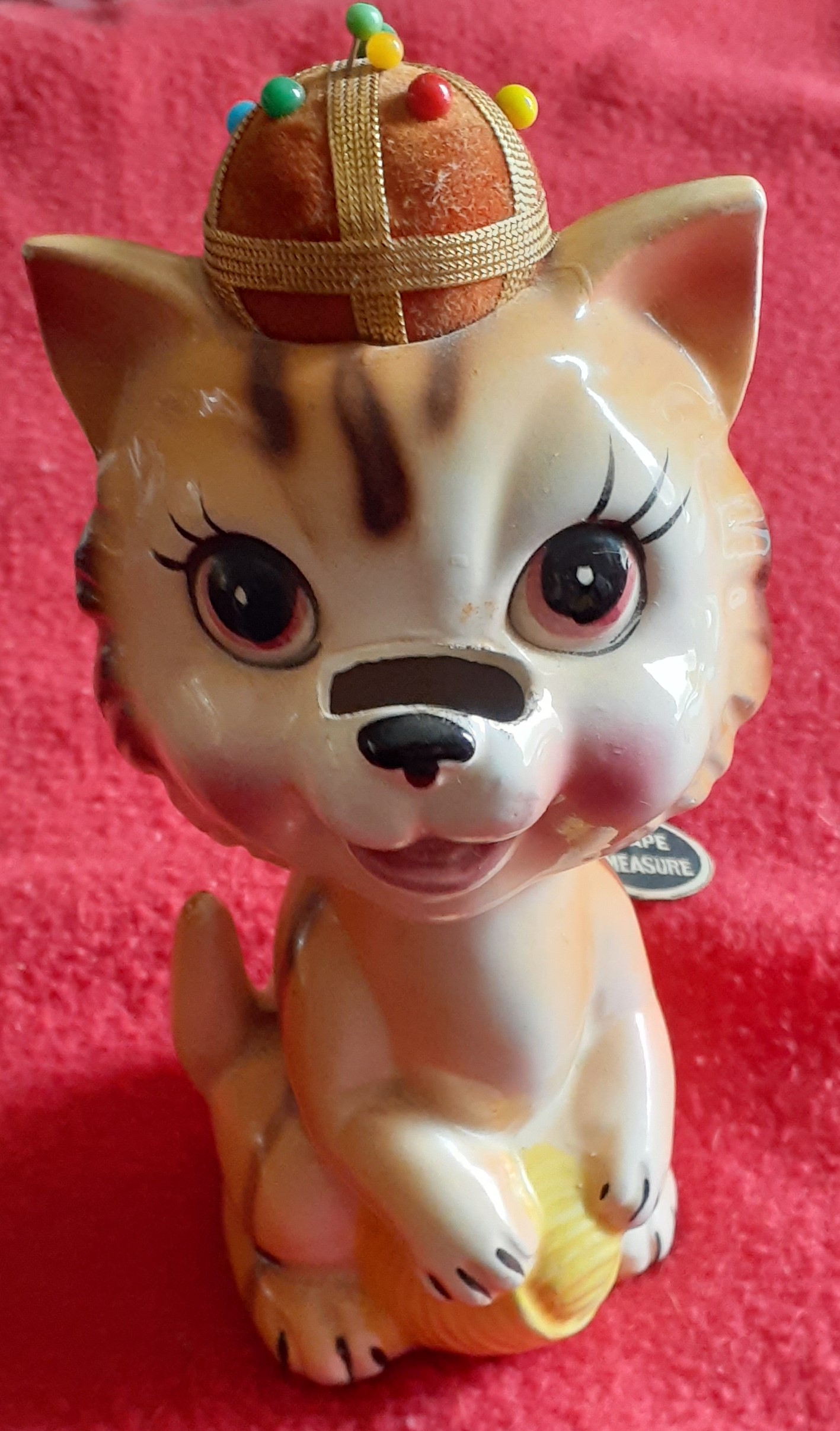 Vintage Ceramic Cat Sewing Caddy