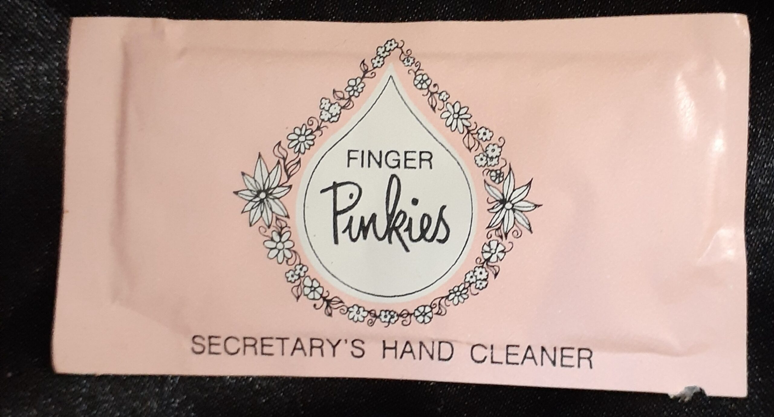 Vintage Finger Pinkies - Image 3