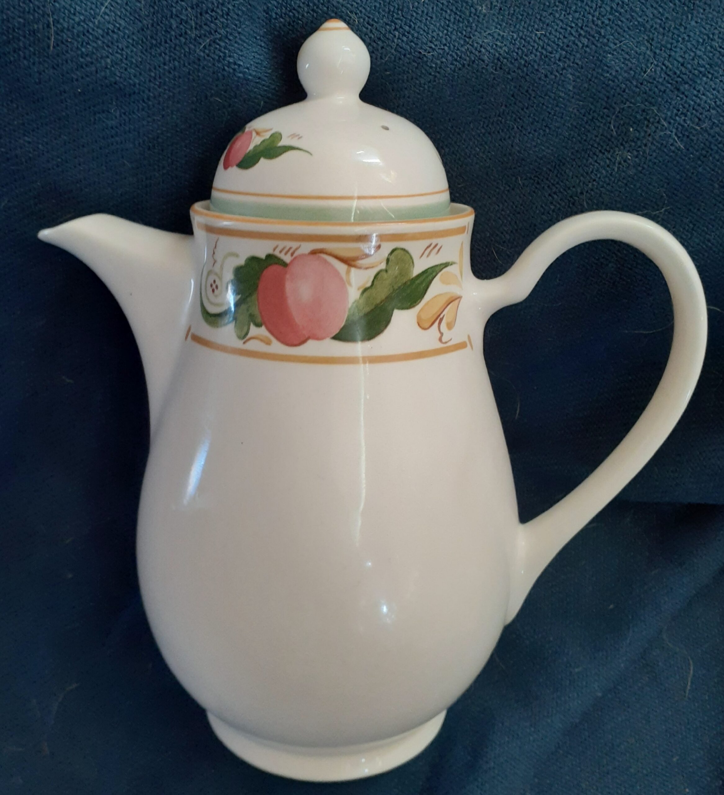 Noritake Coffee/Teapot Countrywood Pattern With Lid - Image 2
