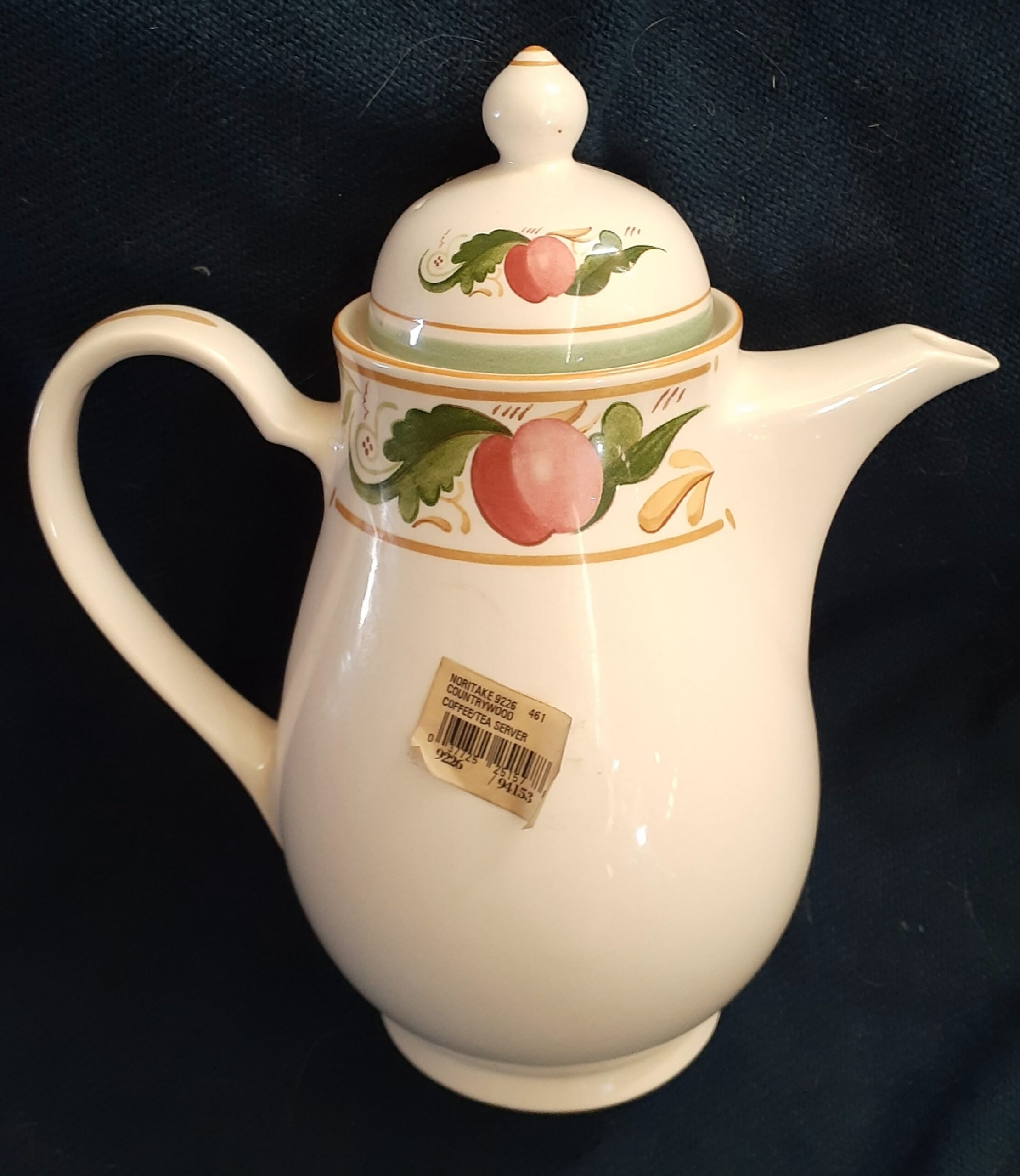 Noritake Coffee/Teapot Countrywood Pattern With Lid - Image 7