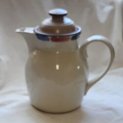 New Noritake 7 Cup Coffee Server With Lid in Warm Sands Pattern